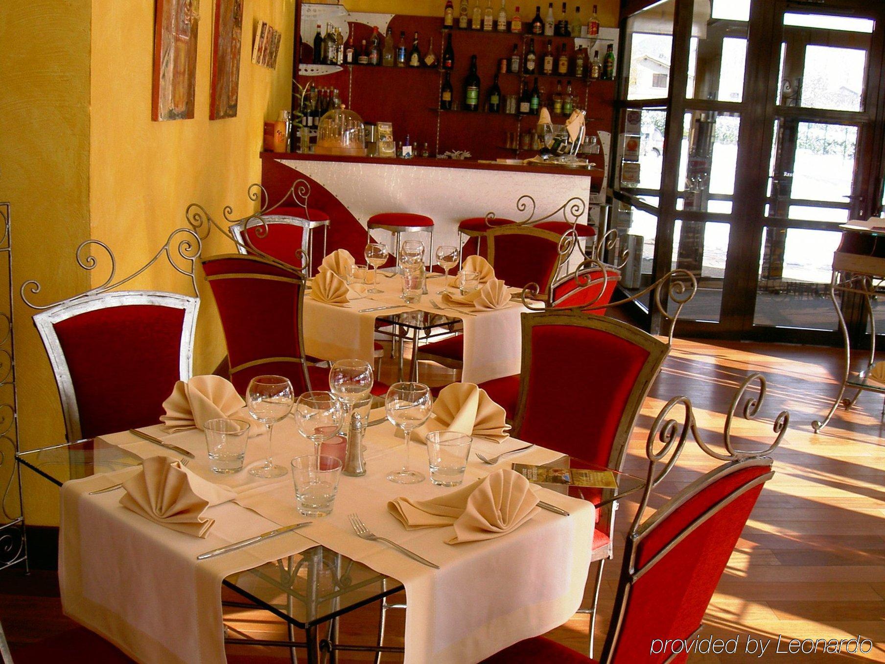 Holiday Inn Express Grenoble-Bernin Restaurant bilde