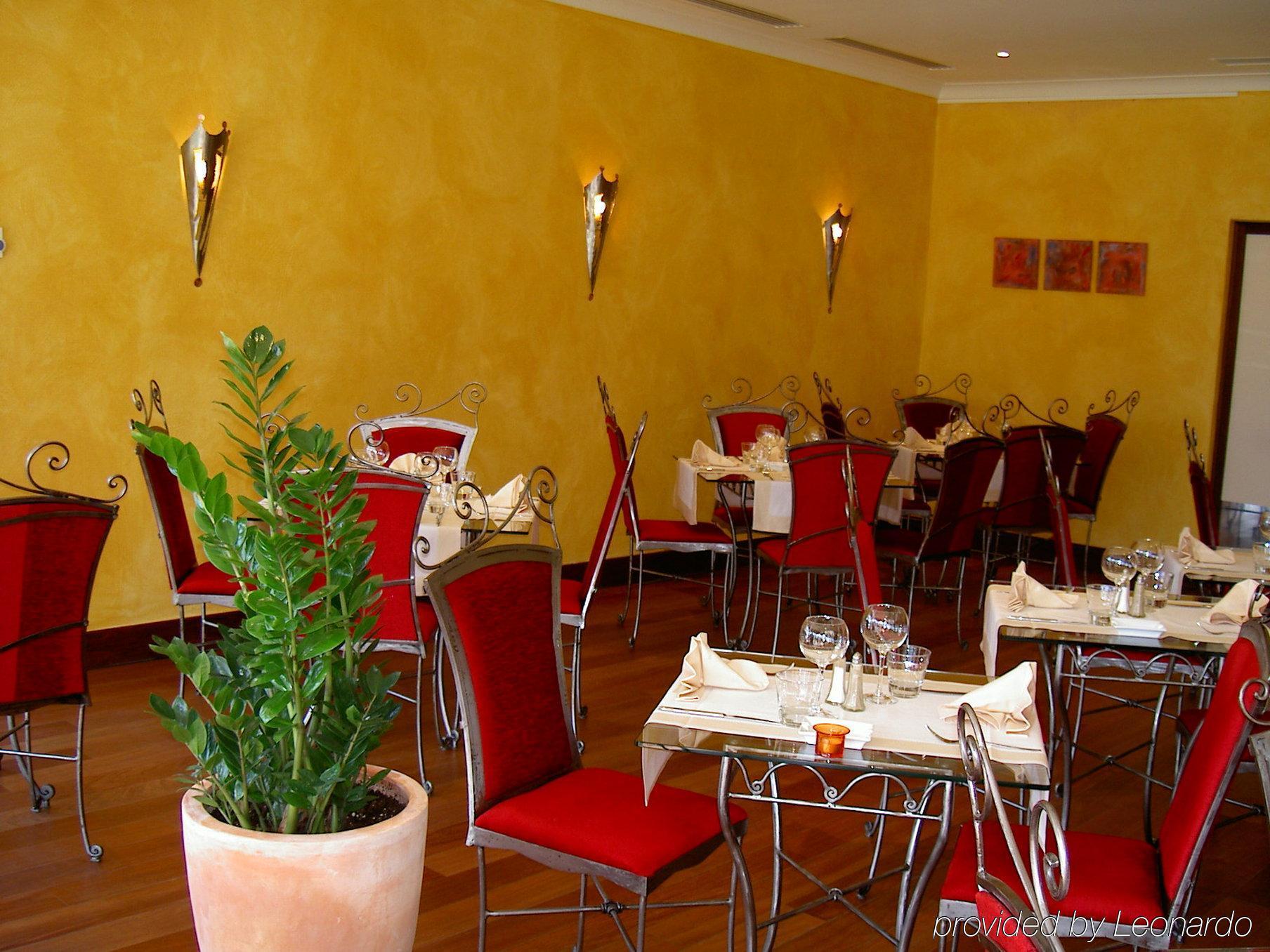 Holiday Inn Express Grenoble-Bernin Restaurant bilde
